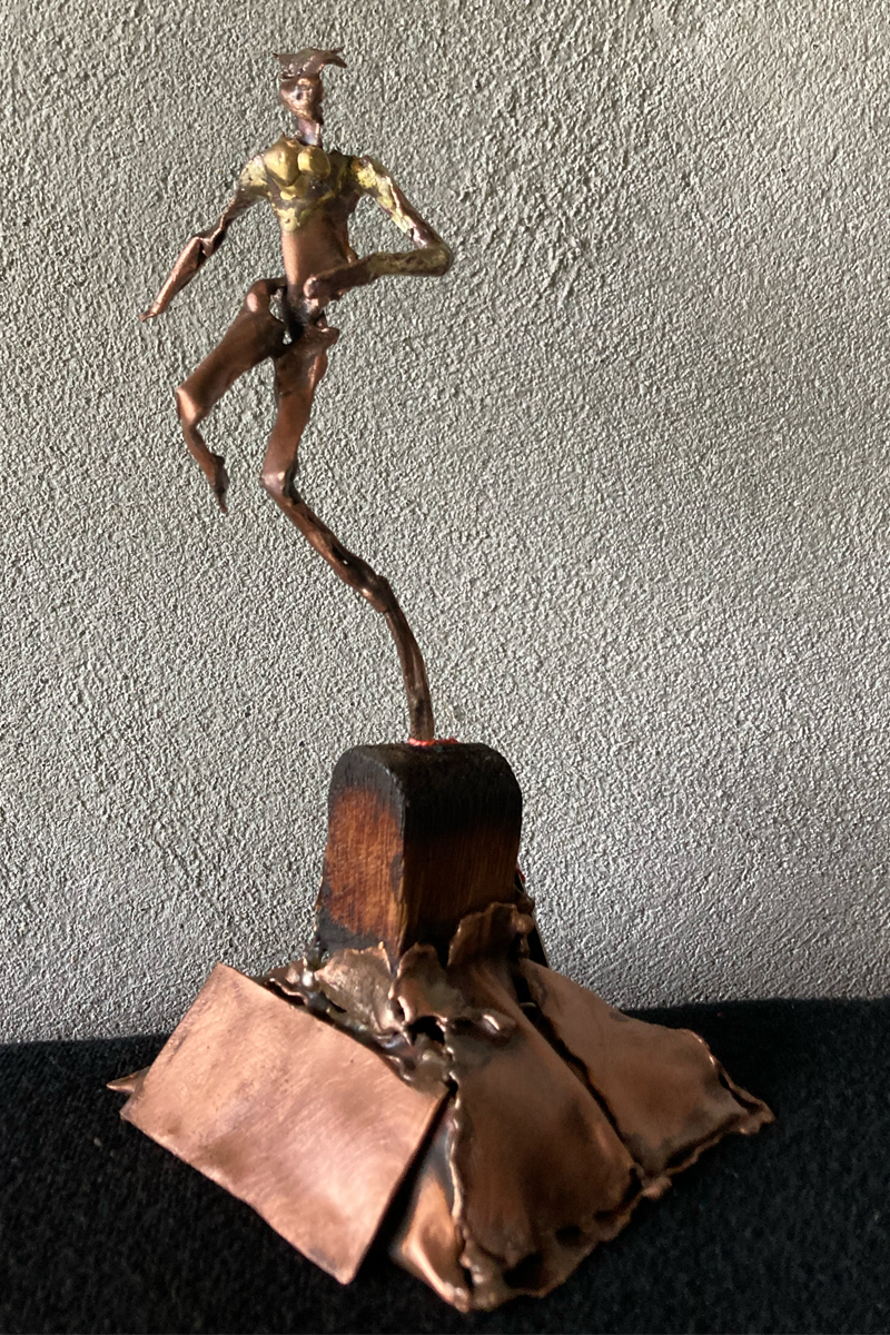 UTMB - Bronze sculpture